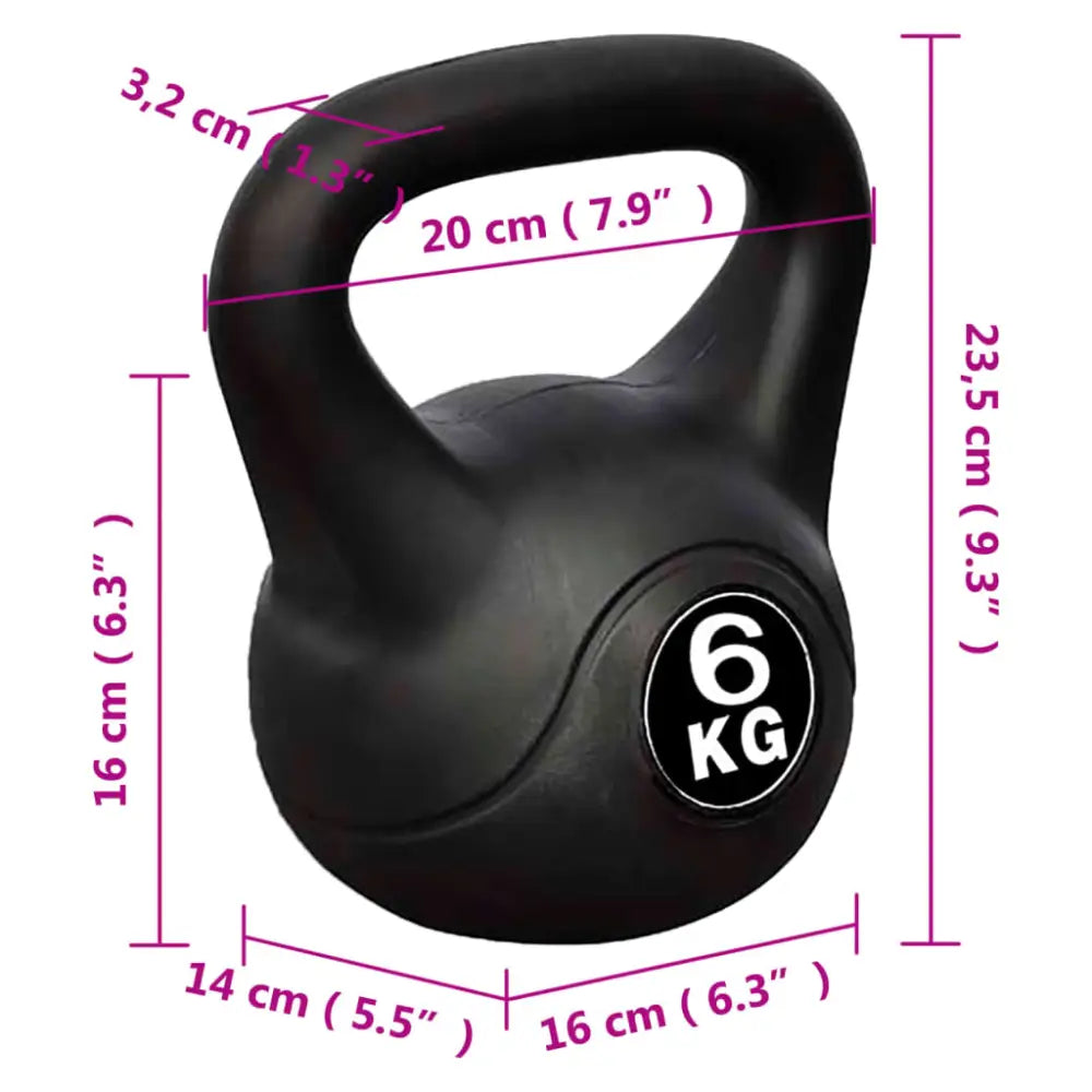 Zwarte 6 kg kettlebell met metingen in roze.