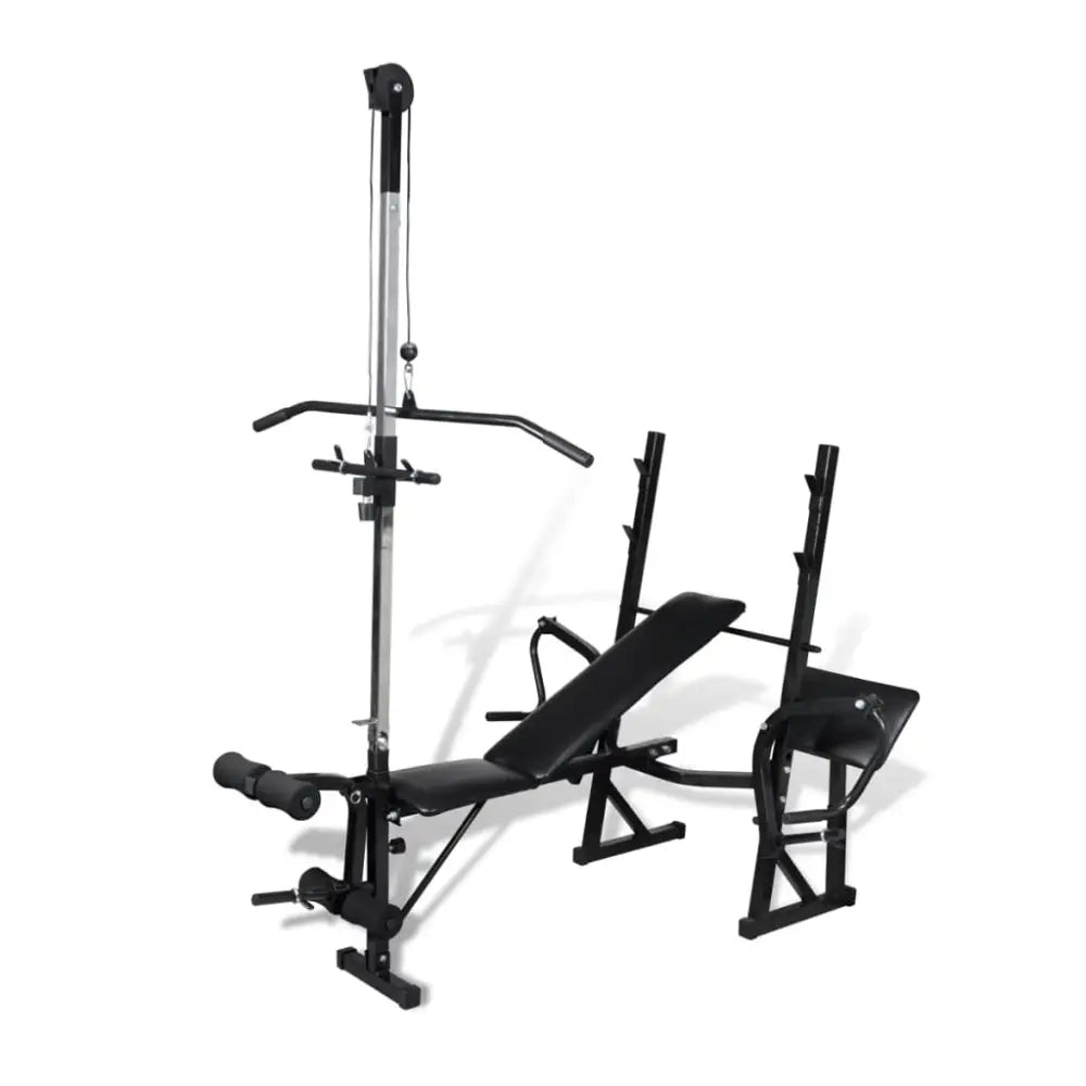 Gewichtbank met aangehechte lat pulldown en beenverlengstukken.